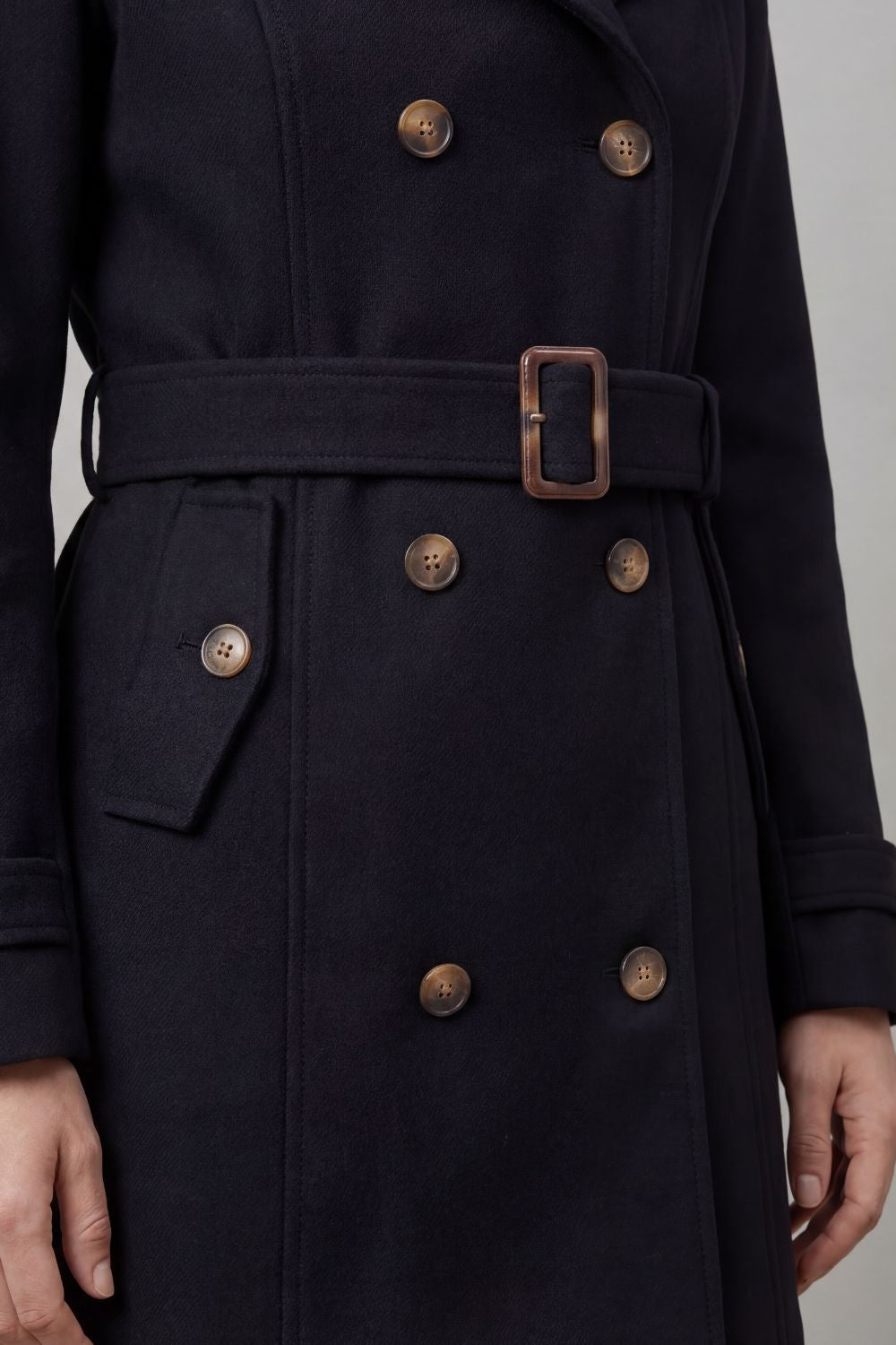 Verelda - Hooded Trench Coat For Everyday Layering — view 5 of 7