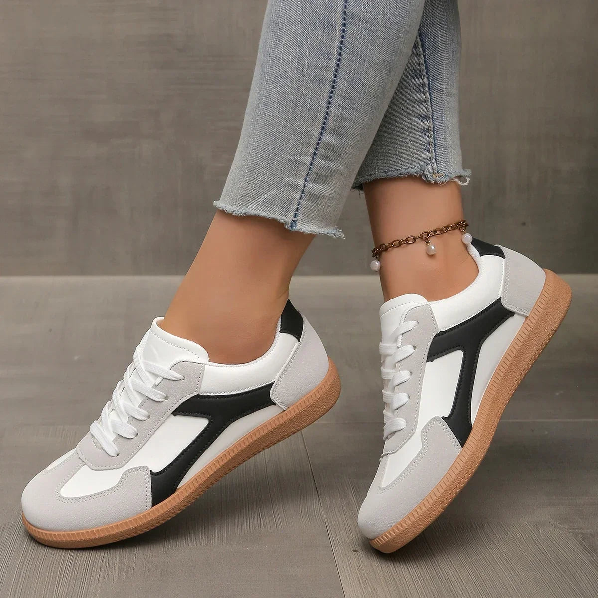 Corvelle - Leather Low Top Sneakers Everyday Casual Wear — view 7 of 7