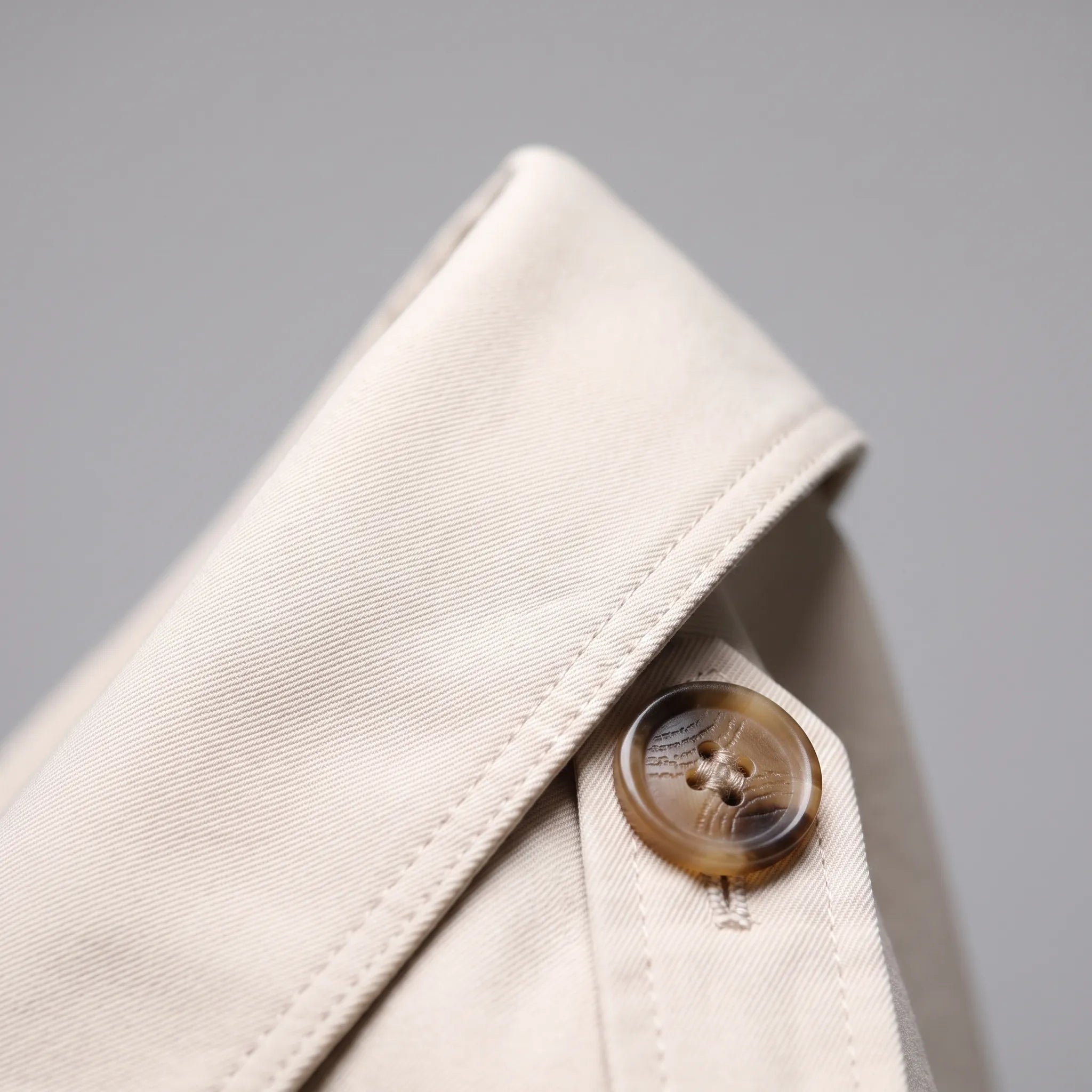 Alturo  - Tailored Mens Long Trench Coat Commuting To Work