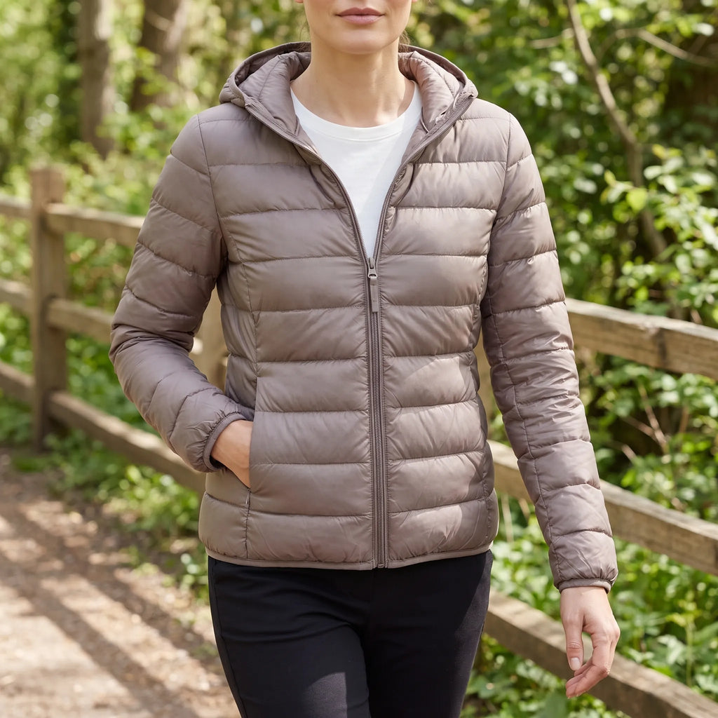 BreezeCoat - Lightweight Hooded Puffer Jacket Daily Commuting