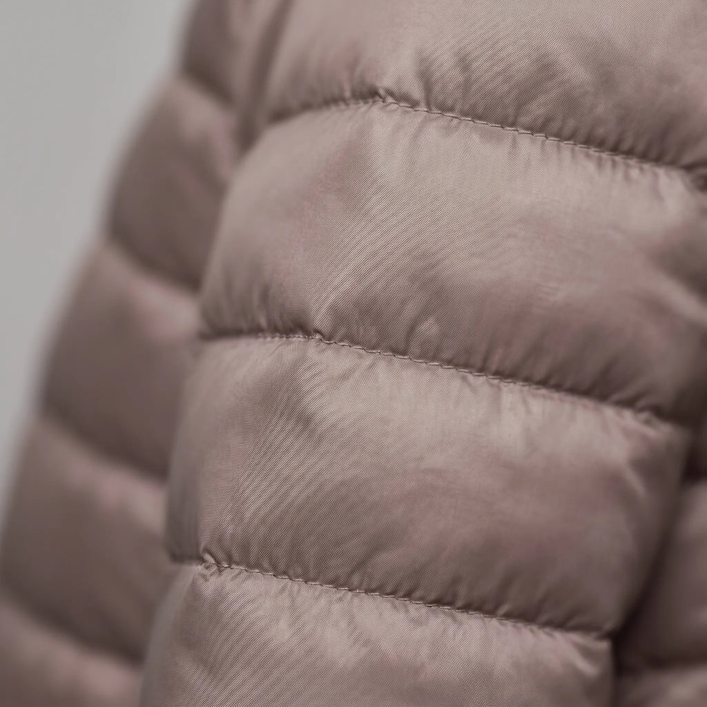 BreezeCoat - Lightweight Hooded Puffer Jacket Daily Commuting