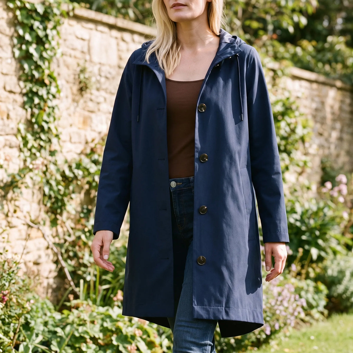 Novara - Lightweight Ladies Rain Jacket Daily Commutes