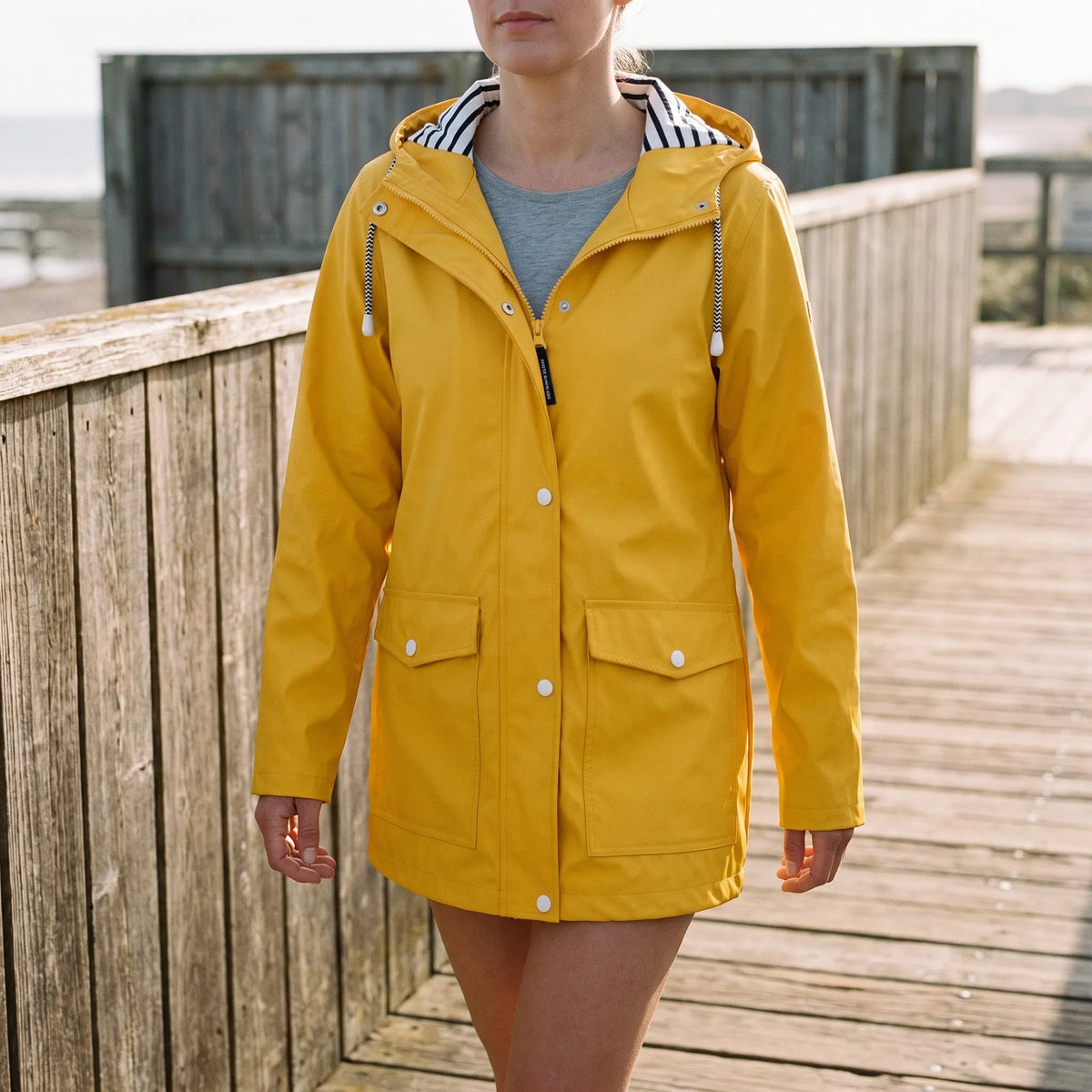 Pluvia - Lightweight Ladies Rain Jacket Daily Commuting