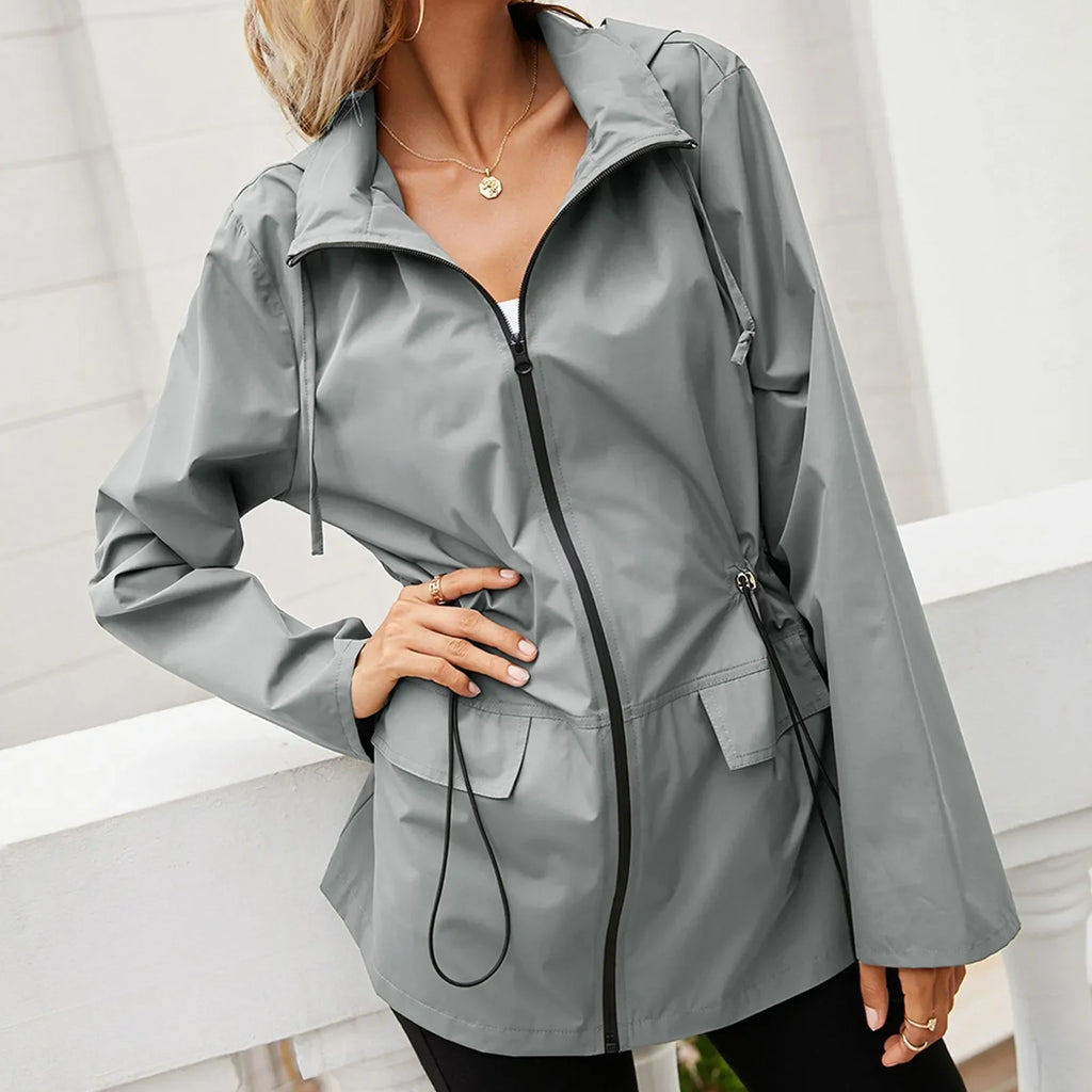 Vesparo - Oversized Hooded Rain Jacket Outdoor Wear — view 2 of 9