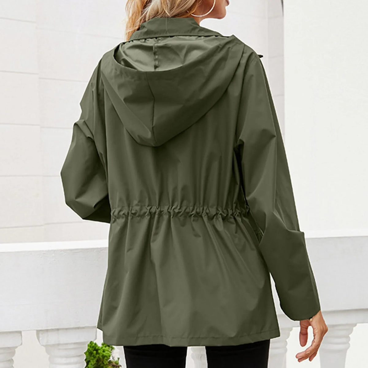 Vesparo - Oversized Hooded Rain Jacket Outdoor Wear — view 7 of 9