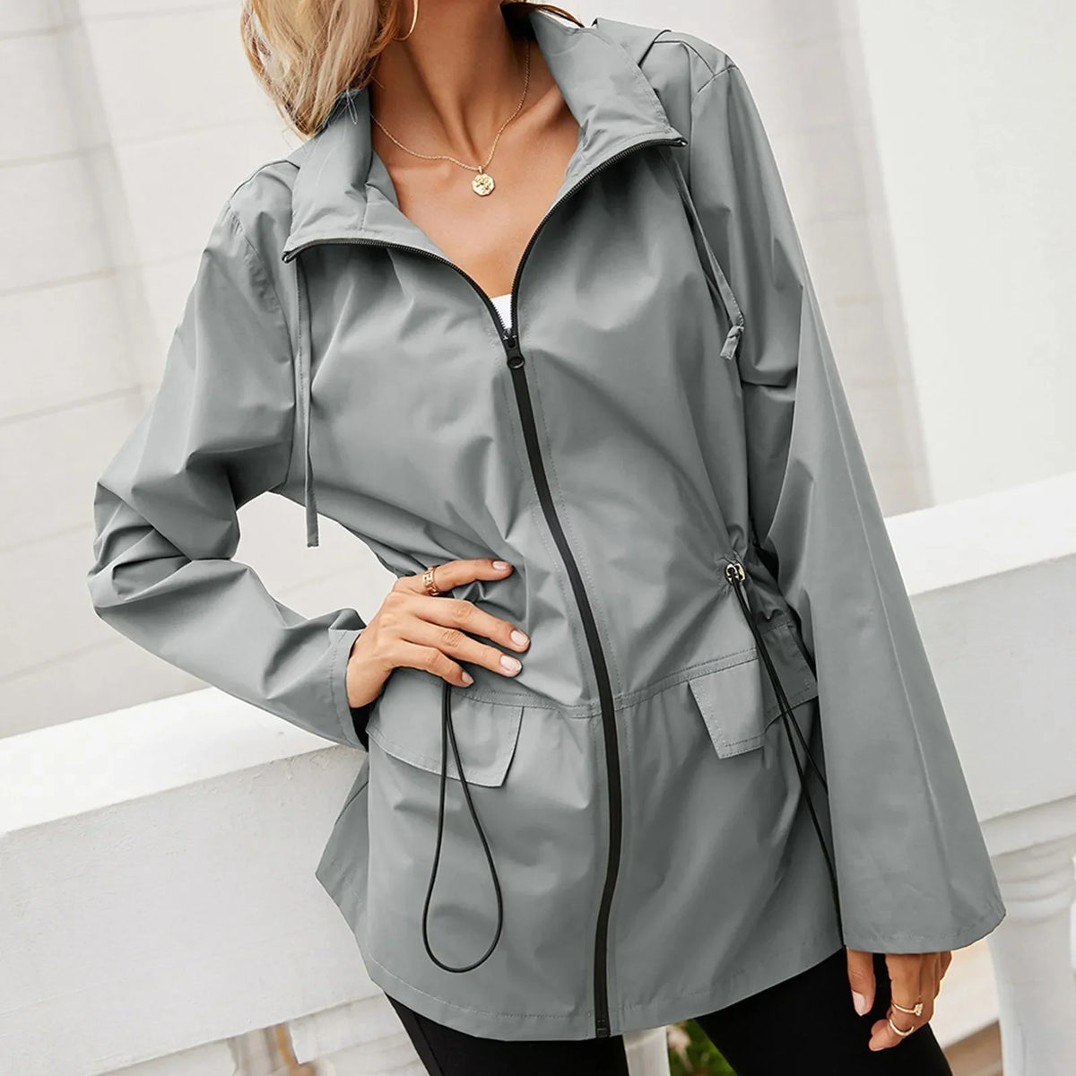 Vesparo - Oversized Hooded Rain Jacket Outdoor Wear — view 9 of 9