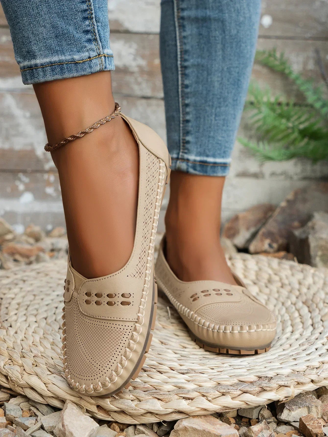 Tivora  - Classic Flat Slip-On Womens Loafers Everyday Walking