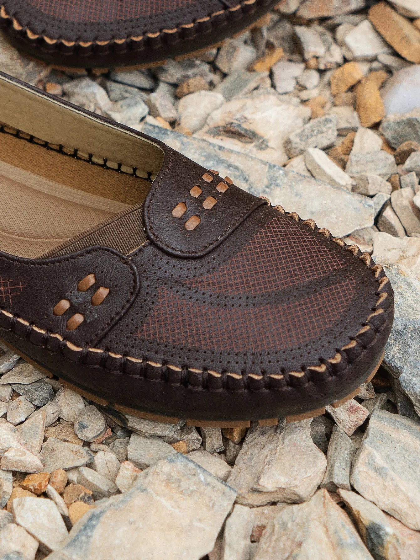 Tivora  - Classic Flat Slip-On Womens Loafers Everyday Walking