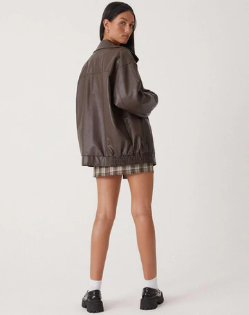 Ravendra - Oversized Leather Jacket Autumn Winter Layering — view 5 of 10